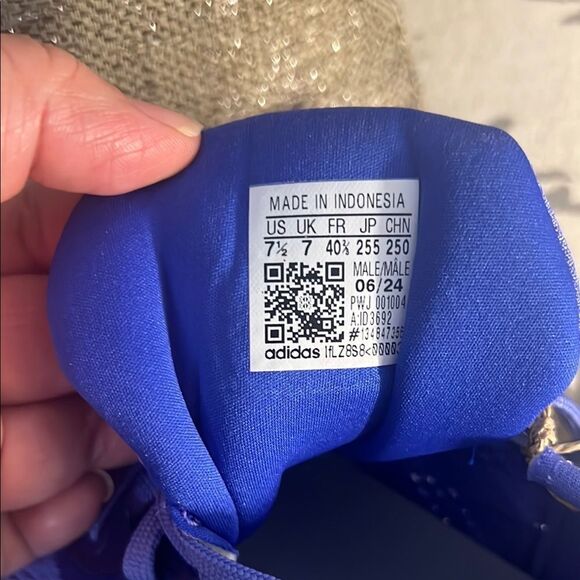 Adidas Vibrant Blue Sneakers - Picture 8 of 8